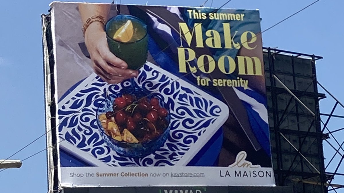 La Maison, make way for a visually beautiful ad
blog.tarekchemaly.com/2025/07/la-mai…