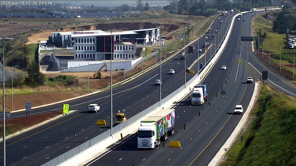 i_trafficKZN's tweet image. Roadworks
N3 Bi-directional between Cato Ridge I/C and New England Rd I/C: Restricted lanes: Drive Carefully
For more info
i-traffic.co.za/region/KwaZulu…