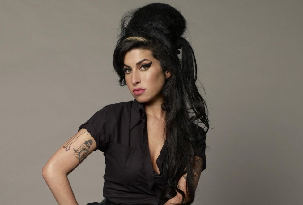 albeertobrr's tweet image. 14 aΓ±os sin Amy Winehouse.
ΒΏCuΓ‘l es tΓΊ canciΓ³n favorita de la cantante?