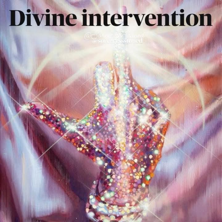SabeloDivinity's tweet photo. 🌺✨ THE SACRED POWER OF AUM (ॐ) ✨🌺
Chanting AUM is not just making a sound
it’s activating the vibration of the Universe within you. 🌌

AUM (OM) is the primordial sound, considered the first sound of creation. It’s the breath of the Divine — the sacred frequency behind all existence. 

🕉️ Meaning of AUM (ॐ):

🔸 A – The beginning, birth, awakening
🔸 U – Life, flow, connection
🔸 M – Dissolution, return, deep silence

These three sounds mirror the cycle of existence:
Creation → Life → Return
When chanted with intention, AUM becomes a powerful tool for transformation.

🌟 BENEFITS OF CHANTING AUM:

🧘🏾‍♀️ Spiritual Benefits:
✨ Aligns you with universal energy🌀
✨ Awakens higher consciousness
✨ Enhances spiritual awareness 🪷💫
✨ Balances chakras 🌈 
✨ Activates third eye 👁‍🗨 
✨ Deepens meditation 🧘🏽‍♀️ 
✨ Connects you to Source👁️

🧠 Mental & Emotional Benefits:
💫 Calms the mind
💫 Reduces anxiety & stress
💫 Increases focus & clarity
💫 Improves emotional balance
💫 Enhances intuition
💫 Promotes peace within

💪🏾 Physical Benefits:
🌿 Relaxes the nervous system
🌿 Balances breath and heartbeat
🌿 Strengthens vocal cords
🌿 Clears energy blockages
🌿 Supports inner healing
🌿 Boosts immunity
🌿 Restores energy

🧿 How to Chant AUM (Simple Ritual):

1. Sit quietly, spine upright

2. Inhale deeply

3. Exhale slowly while chanting:
Aaa – Uuu – Mmm (feel it vibrate)

4. Repeat 3 to 11 times

5.  Sit in silence afterward — this is where magic unfolds.

🌀 Symbolic Meaning of ॐ:
The AUM symbol represents:

Waking state

Dream state

Deep sleep

Pure consciousness (Turiya)

The dot symbolizes the Divine.
The crescent symbolizes illusion.
When you chant AUM, you rise above illusion and reconnect with your true self.

✨ AUM is not a religion — it is remembrance.
A return to vibration, to source, to stillness.
I

🌞 DAILY AUM RITUAL
☀️ Morning or evening
🧘🏾‍♀️ 3–11 chants
📿 Eyes closed, breath calm
🔥 Light a candle if you wish

#AUM #OmChanting #SpiritualVibration #RaiseYourVibe #DivineFrequency #MeditationDaily #SpiritualHealing #ChakraBalance #OmHealing #SpiritualAfrica #SoundHealing #MantraMagic #InnerPeaceJourney #SacredSound #HighVibesOnly #SoulAlignment #MindBodySoul #VibrationalMedicine #DailyRituals #AncientWisdom