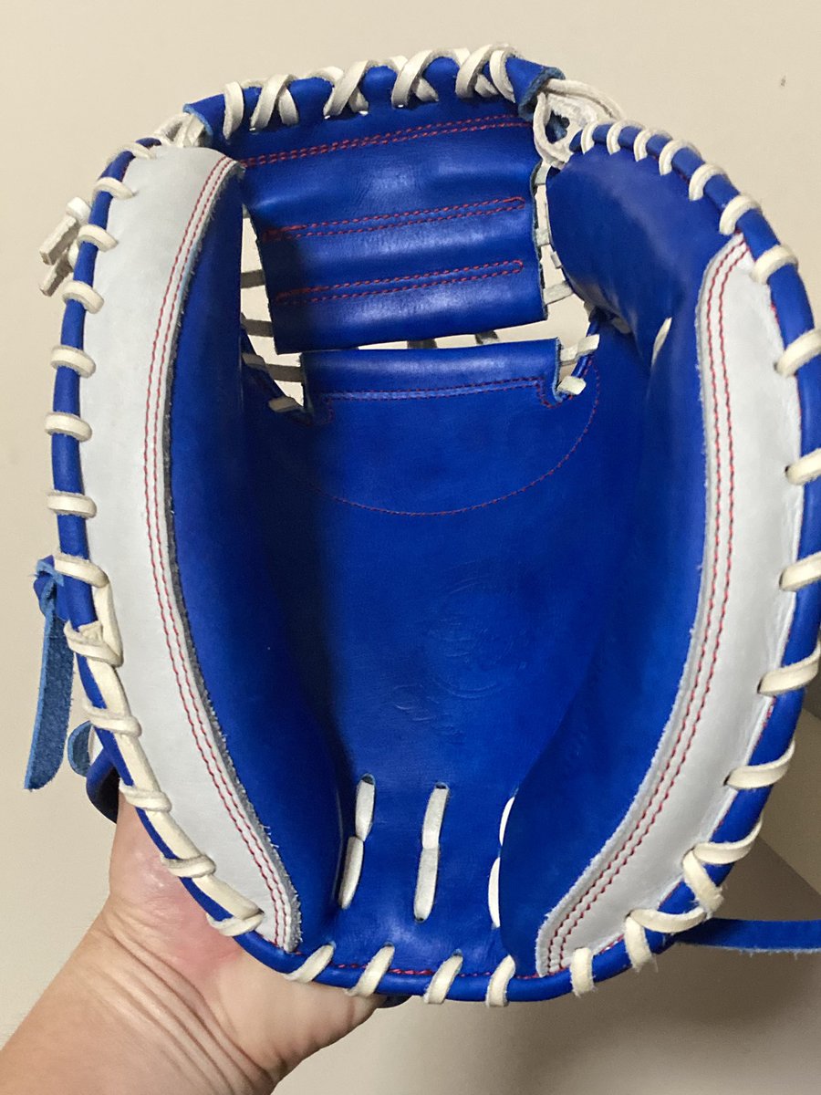 ごくらくちょう グローブ (@gokurakuchou96) / Posts / X