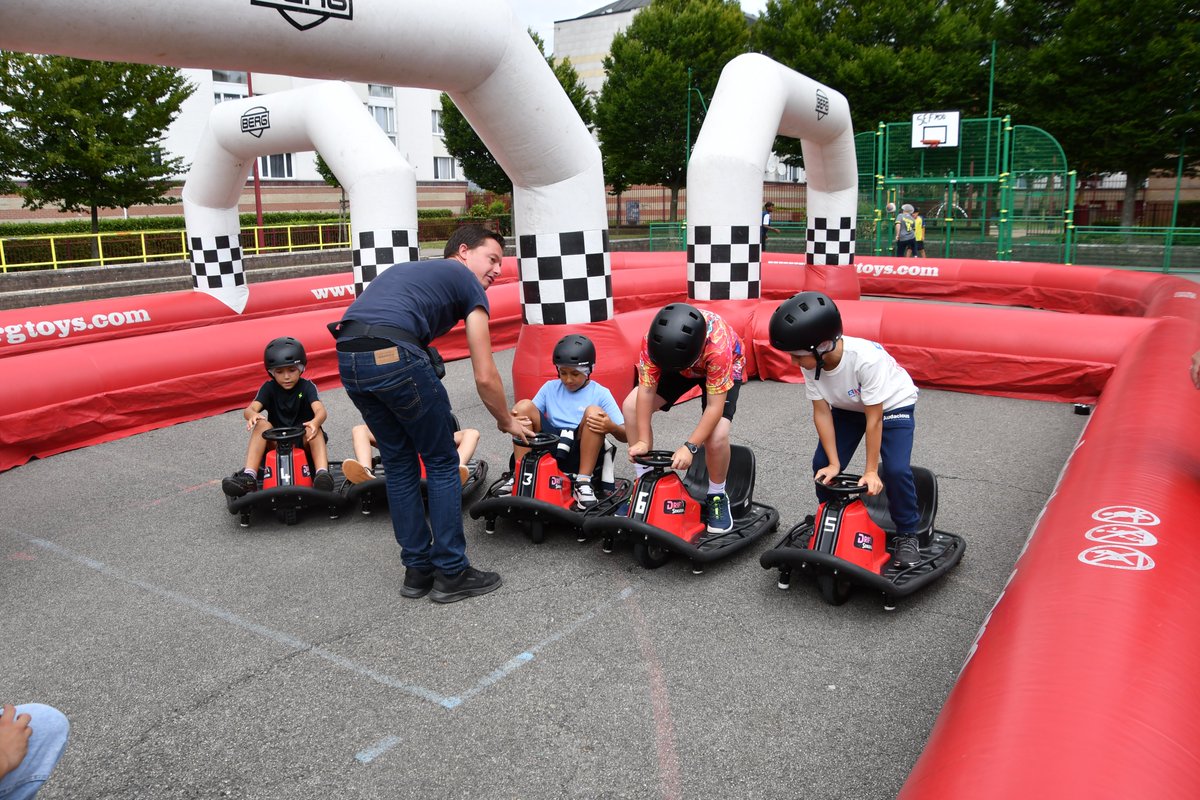 Un été à la Briqueterie 😀
Animation organisée par la ville et le centre social et culturel dans le cadre "nos quartiers d'été 2025.
#marcqenbaroeul