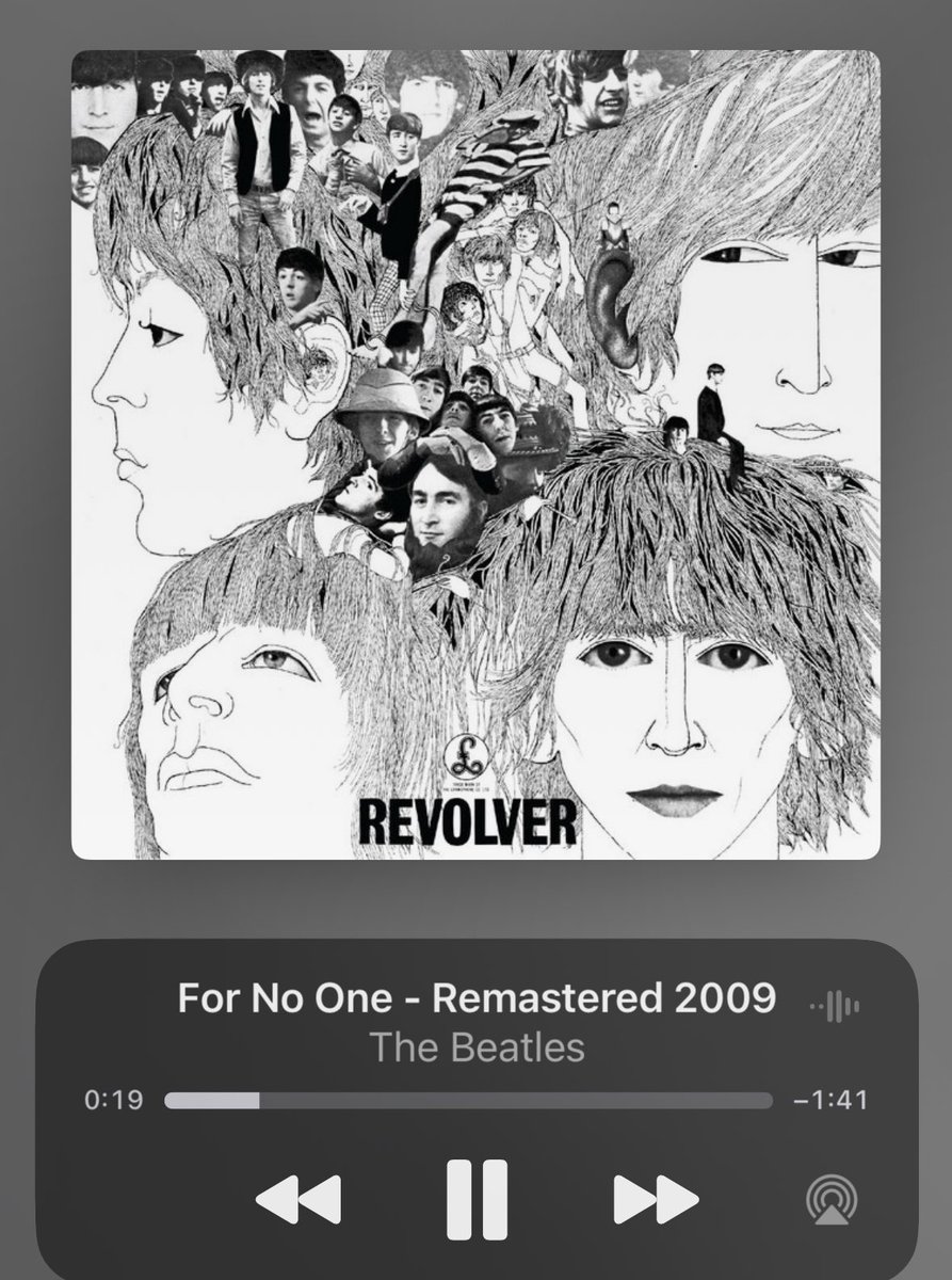 soy_noodlez's tweet image. I like to imagine this song with McLennon and I start hysterically crying