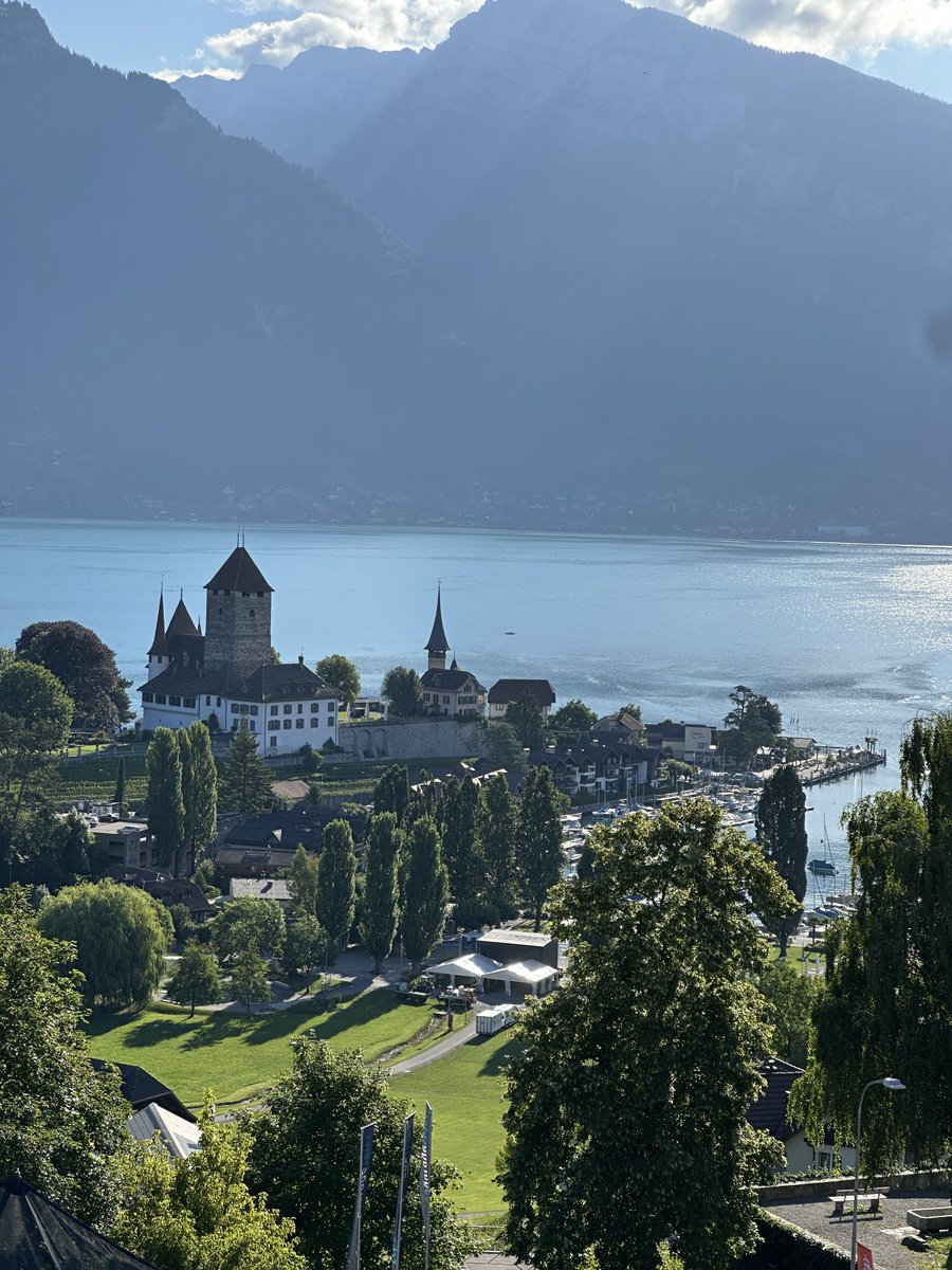 ouestnora's tweet image. Lake Thun this morning ☀️