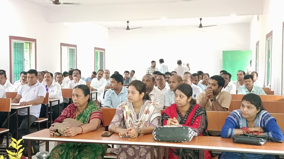 Panchayat Samiti Bheden tweet media