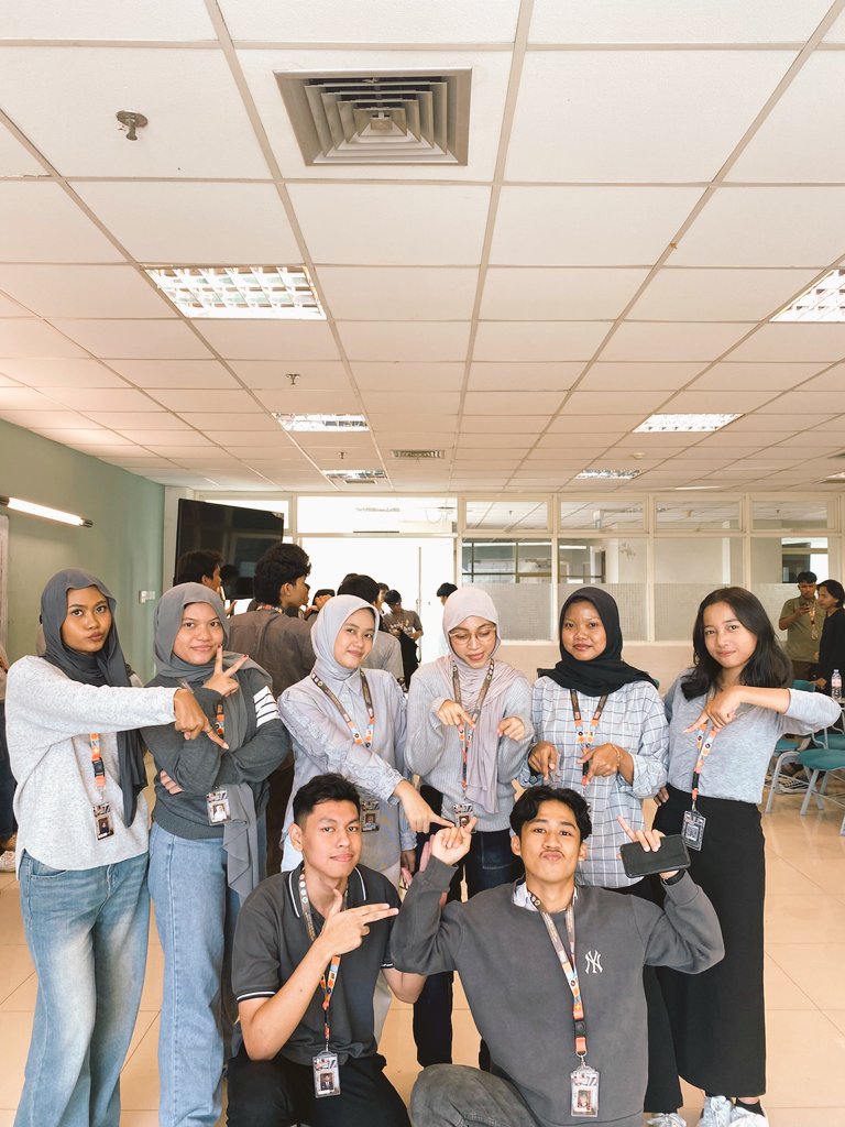 firstlogin_'s tweet photo. Pdd solative 2025 it's a wrap 🔥 https://t.co/us0AFGJL2Q