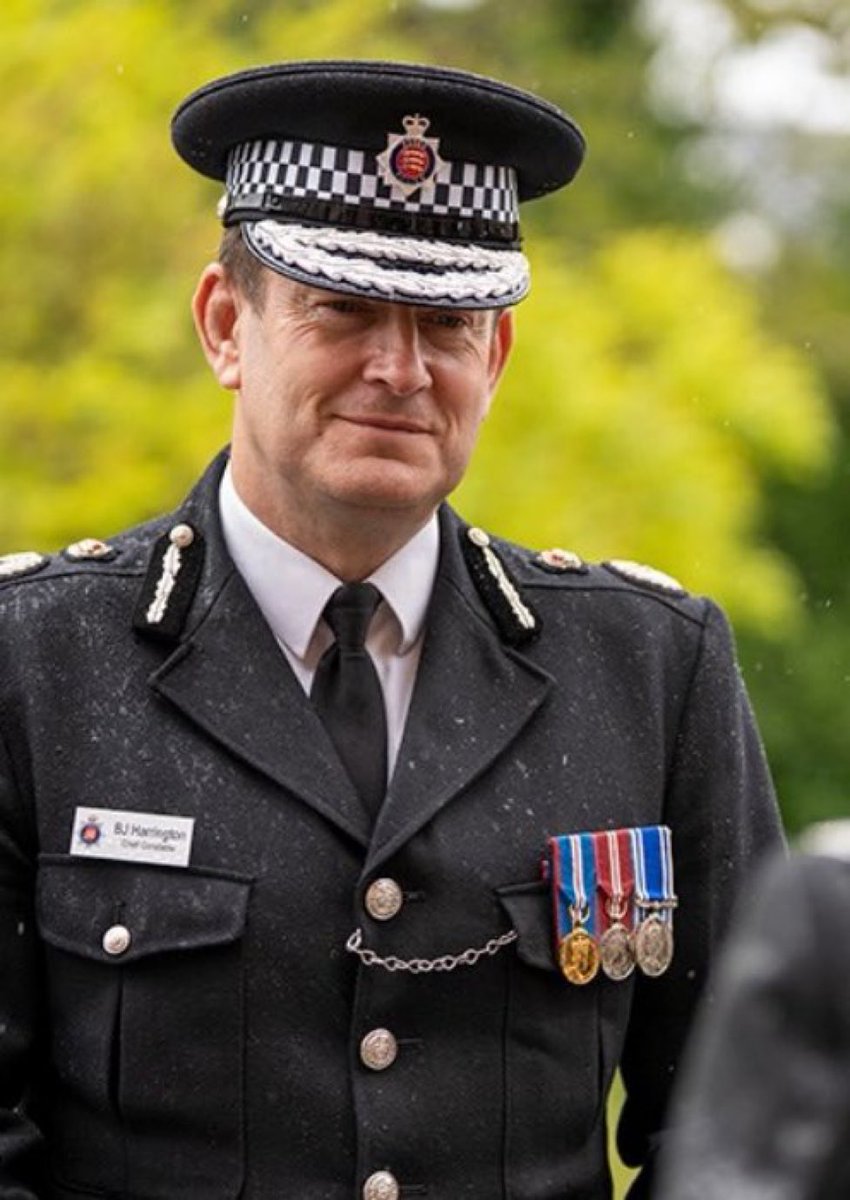 mark_hoath's tweet image. This anti British clown from @EssexPoliceUK needs sacking @YvetteCooperMP . But of course you won’t do that. Because you’re the same….