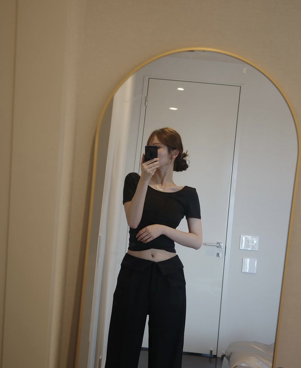 t379698's tweet photo. 今日はblackな気分🐈‍⬛🖤 https://t.co/nqatidiJiX