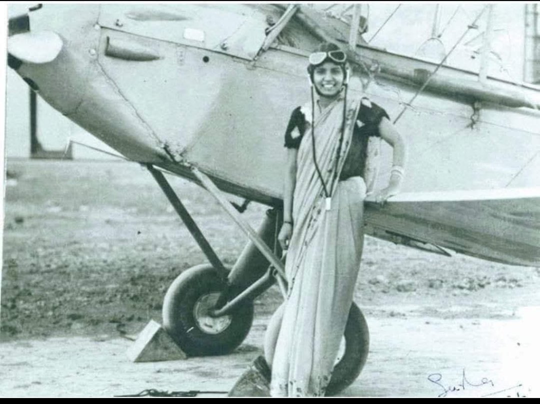 The_ArtiMishra2's tweet image. भारत की पहली महिला पायलट
"सरला ठकराल" जिन्होंने 1936 में पायलट लाइसेंस हासिल किया था।
❤️🫡