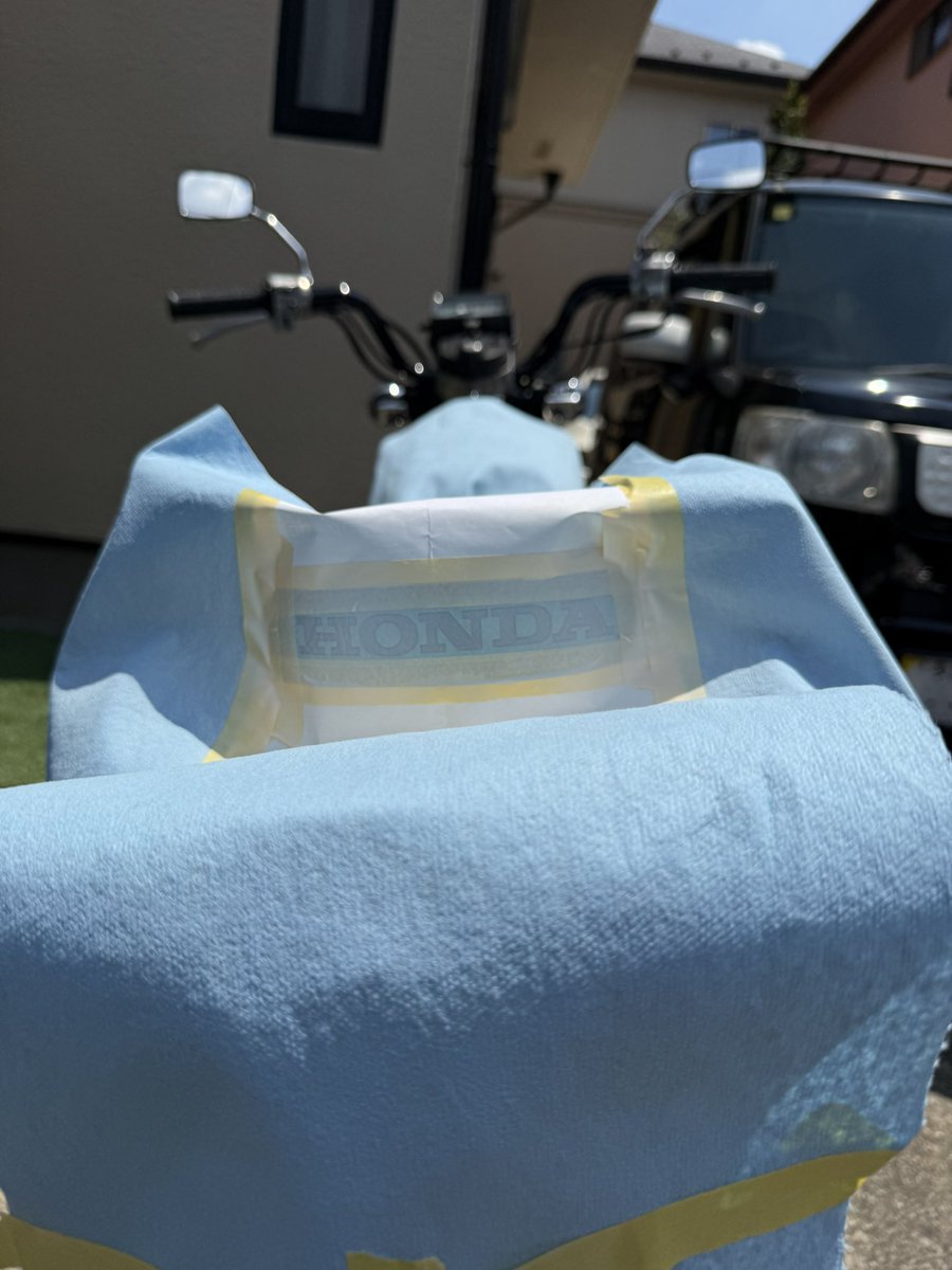 fubenlycd125t's tweet image. シートにメーカーロゴ入れたり