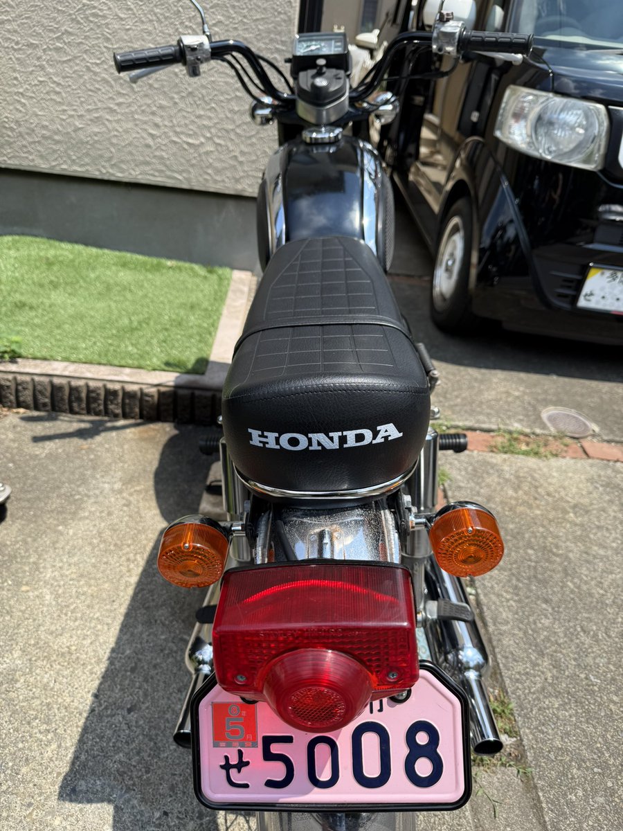 fubenlycd125t's tweet image. シートにメーカーロゴ入れたり