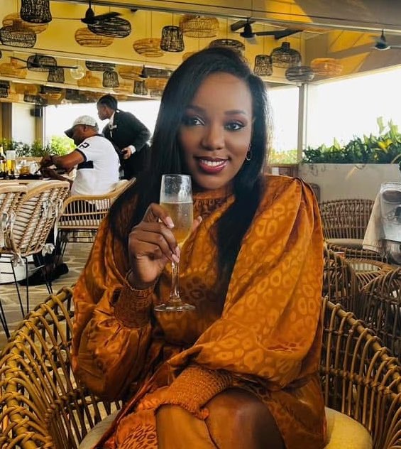 Alain Make Nzonga (@alainmake20) on Twitter photo #PAGE_ROSE : Un mot pour chère <a href="/KatangaCynthia/">Cynthia Katanga,MBA</a> qui célèbre son anniversaire aujourd’hui 🎂
N.B : #SoyezElegantsSvp ! #PAGE_ROSE : Un mot pour chère <a href="/KatangaCynthia/">Cynthia Katanga,MBA</a> qui célèbre son anniversaire aujourd’hui 🎂
N.B : #SoyezElegantsSvp !