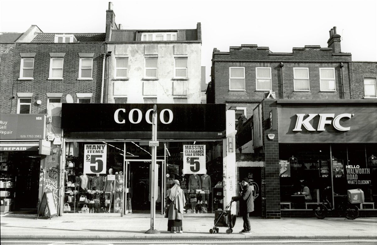 nicholas_sack's tweet image. Figures in the city
Walworth, London, 2025
Silver gelatin print
#London #Walworth #streetphotography #people #woman #man #waiting #city #shops #signs #sidewalk #pavement #urban #urbanlandscape #street #road #innercity #SouthLondon #SouthEastLondon #windows #town #kerb #film #bnw