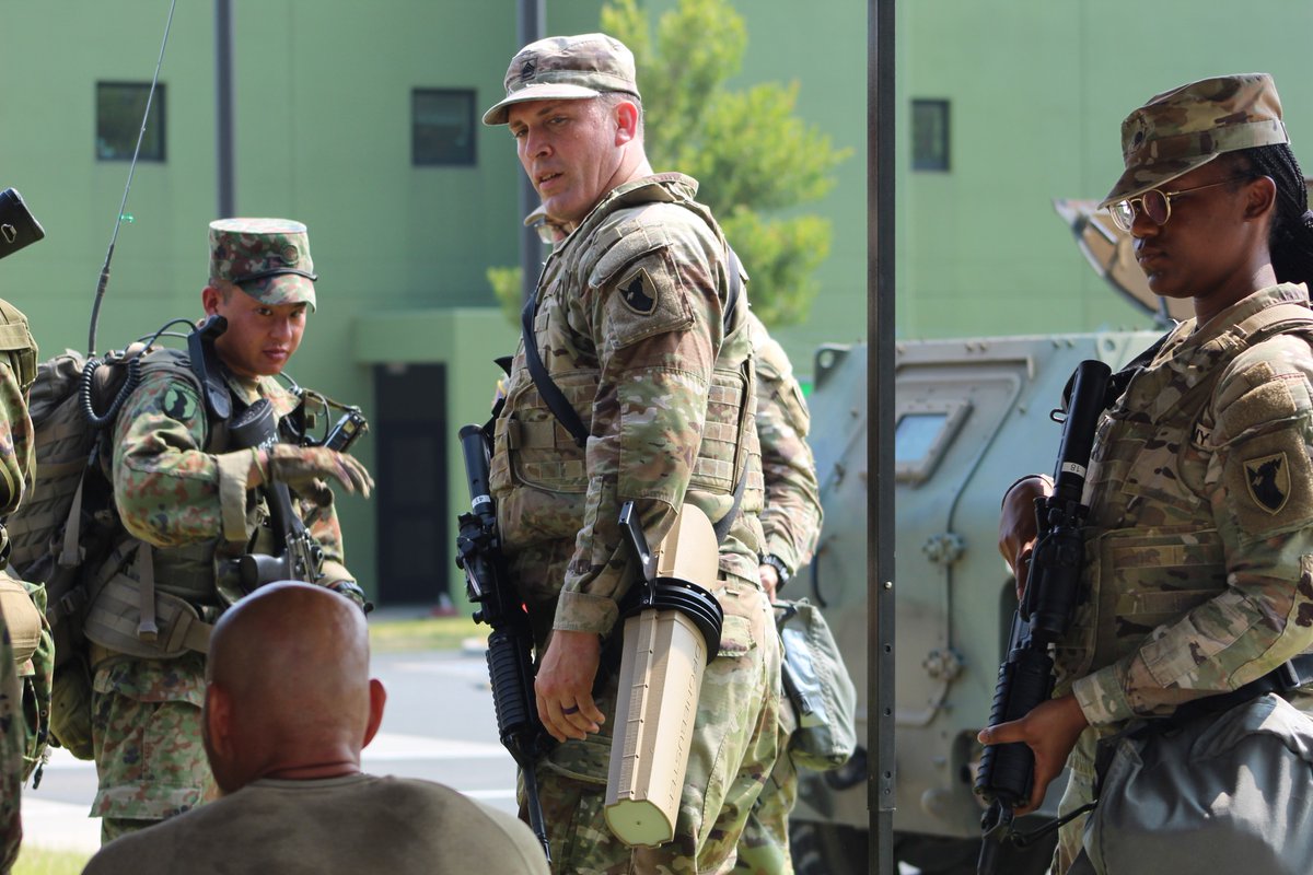 USARJ_PAO's tweet image. The 14th MDB Soldiers and the 7iR JGSDF service members conducted a comprehensive exercise as a part of a FTX (Field Training Exercise) at Kyogamisaki Communications Site.