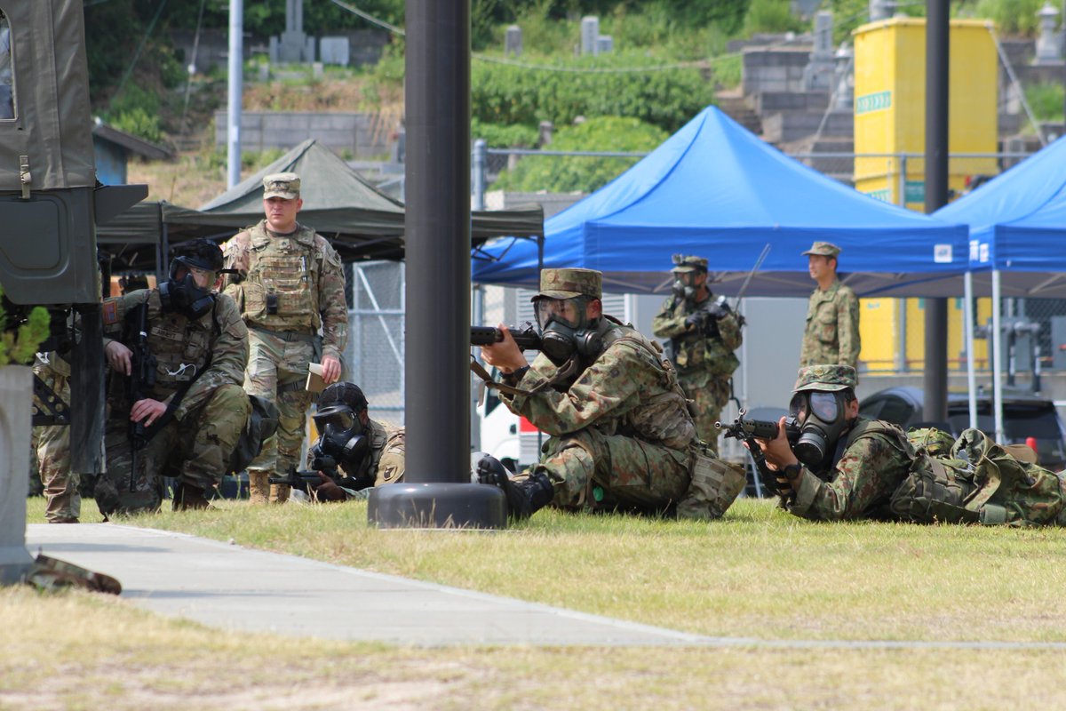 USARJ_PAO's tweet image. The 14th MDB Soldiers and the 7iR JGSDF service members conducted a comprehensive exercise as a part of a FTX (Field Training Exercise) at Kyogamisaki Communications Site.