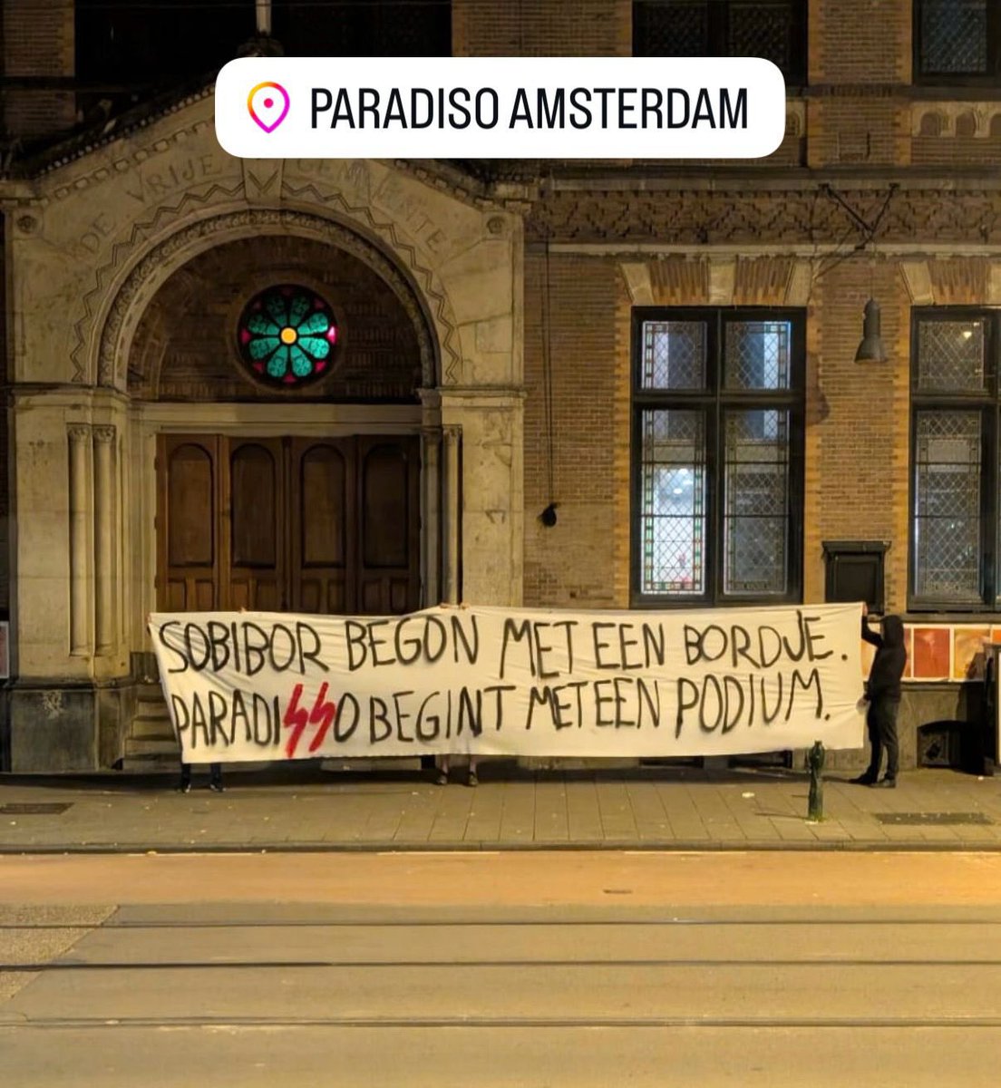 CIDI_nieuws's tweet image. Nachtelijk protest tegen de komst van Bob Vylan en Kneecap bij Paradiso, AFAS en de ambtswoning van burgemeester Halsema.