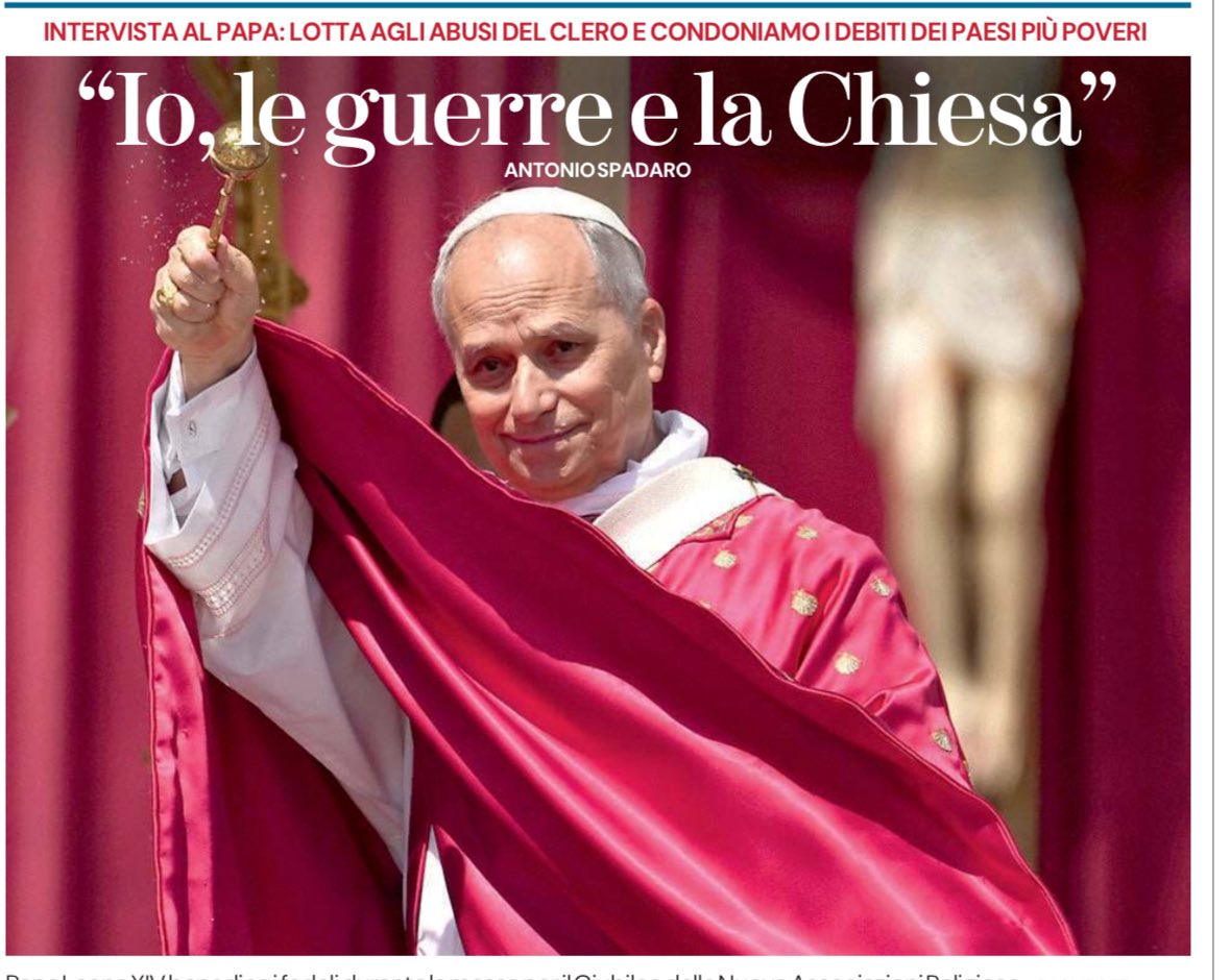 matteomatzuzzi's tweet image. Capita che i giornali moralisti che riflettono sempre sulla qualità del giornalismo eccetera eccetera mettano in prima pagina “l’intervista al Papa”. Poi apri e scopri che l’intervista non è al Papa ma è al cardinale Prevost (le cose cambiano) e che risale al 7 agosto di un anno…