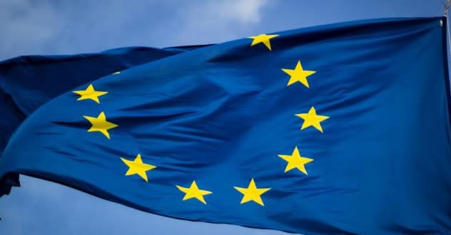 TechstrongIT's tweet image. Microsoft’s new CISPE deal adds EU-friendly licensing and hosting terms, but critics say it sidesteps core competition issues.
More on what’s at stake for EU cloud vendors: buff.ly/VxhrP9m
#CloudComputing #DigitalSovereignty #Microsoft #CISPE