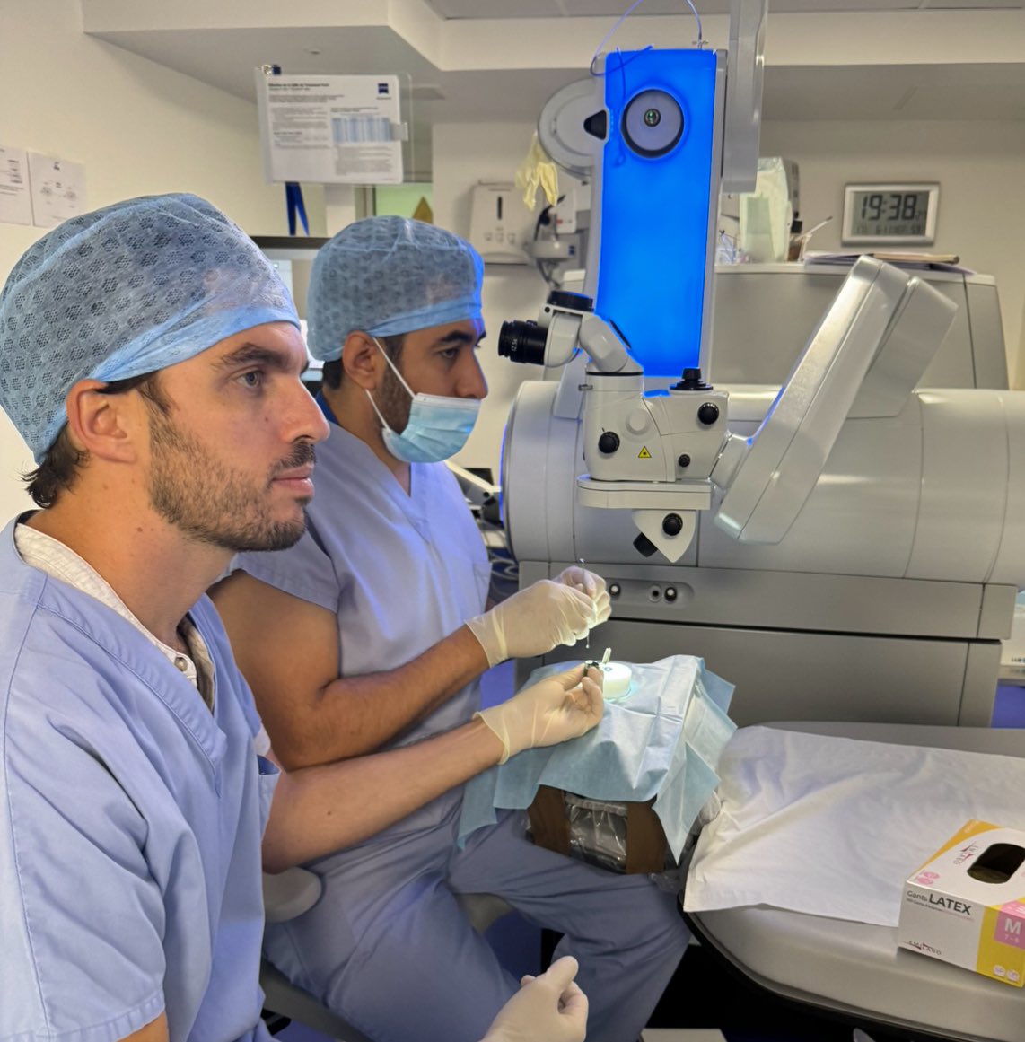 FLAAKAcademy's tweet photo. 🌍 FLAAK Academy has already trained over 45 #doctors all around the world… and this is just the beginning!

📈 For years, #keratopigmentation and the FLAAK technique have gained recognition among #ophthalmologists. https://t.co/cotP2ZJyHZ