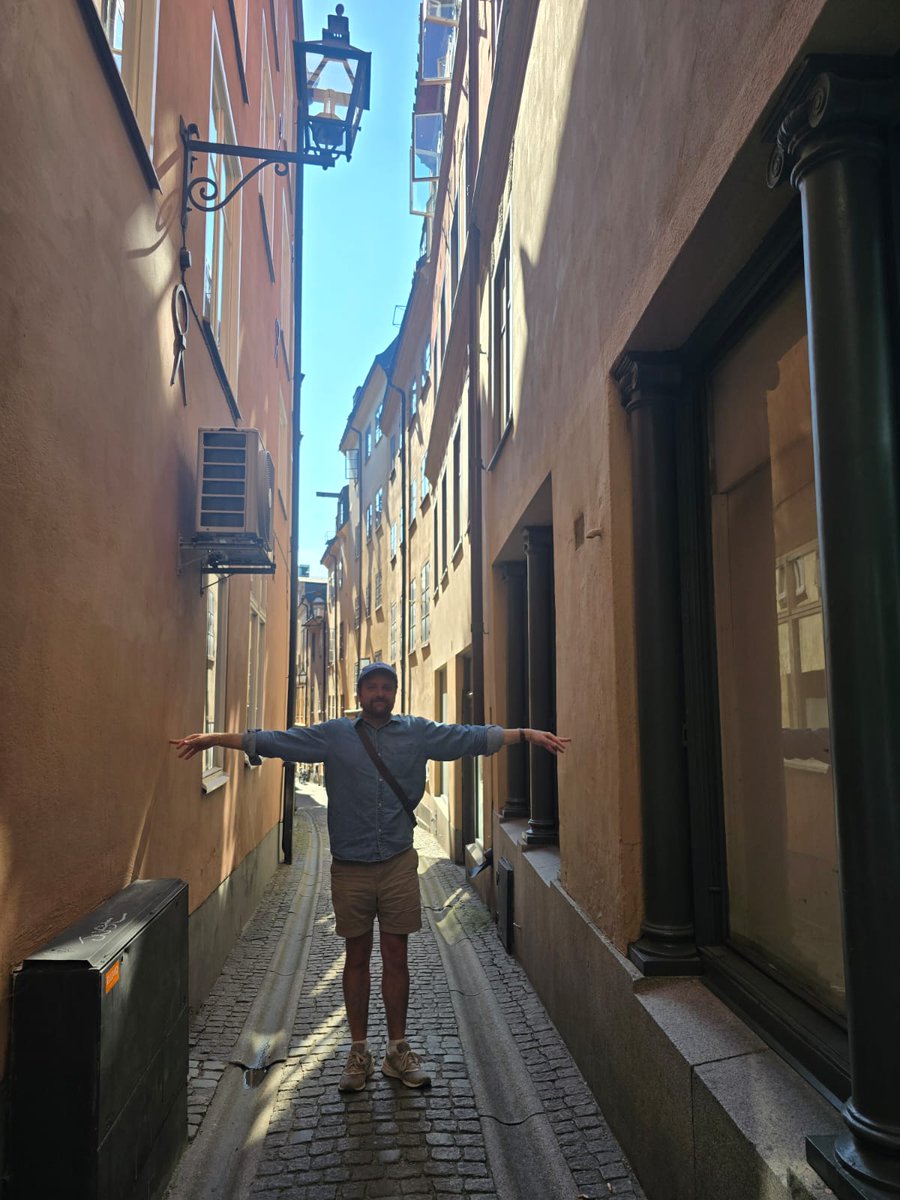 mnolangray's tweet image. If any Stockholm YIMBYs or urbanist would like to grab a drink or take a walk, my DMs are open!