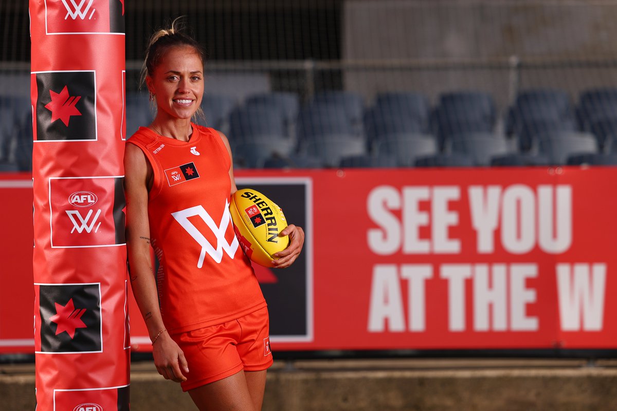hawthornaflw's tweet photo. 2️⃣5️⃣ days until Round 1 so here's Kashy getting ready for her 10th season🌟

Grab a membership to show your support! 🫡

https://t.co/NqeeLWYmpe https://t.co/pBKV3ntA8i