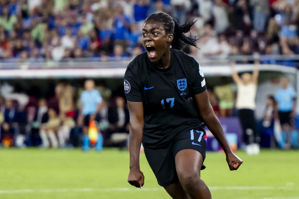 I didn't dare call anyone after 8.00 pm last night - lest I interrupted them watching the Lioness game and get an irate response. Anyway, I couldn't as I was watching too! And what a great result. Roll on Sunday.