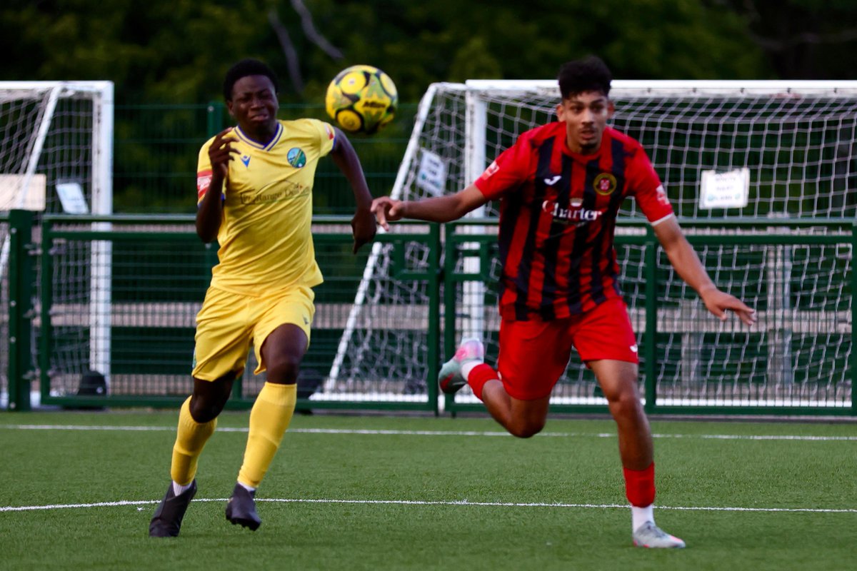 AscotUnitedFC's tweet image. Another great run out against @wincityfc last night!
More progress as we get closer to the season opener.
Thank you to @wincityfc for coming down last night 🤝
#WeAreAscot #UpTheYellas💛💙