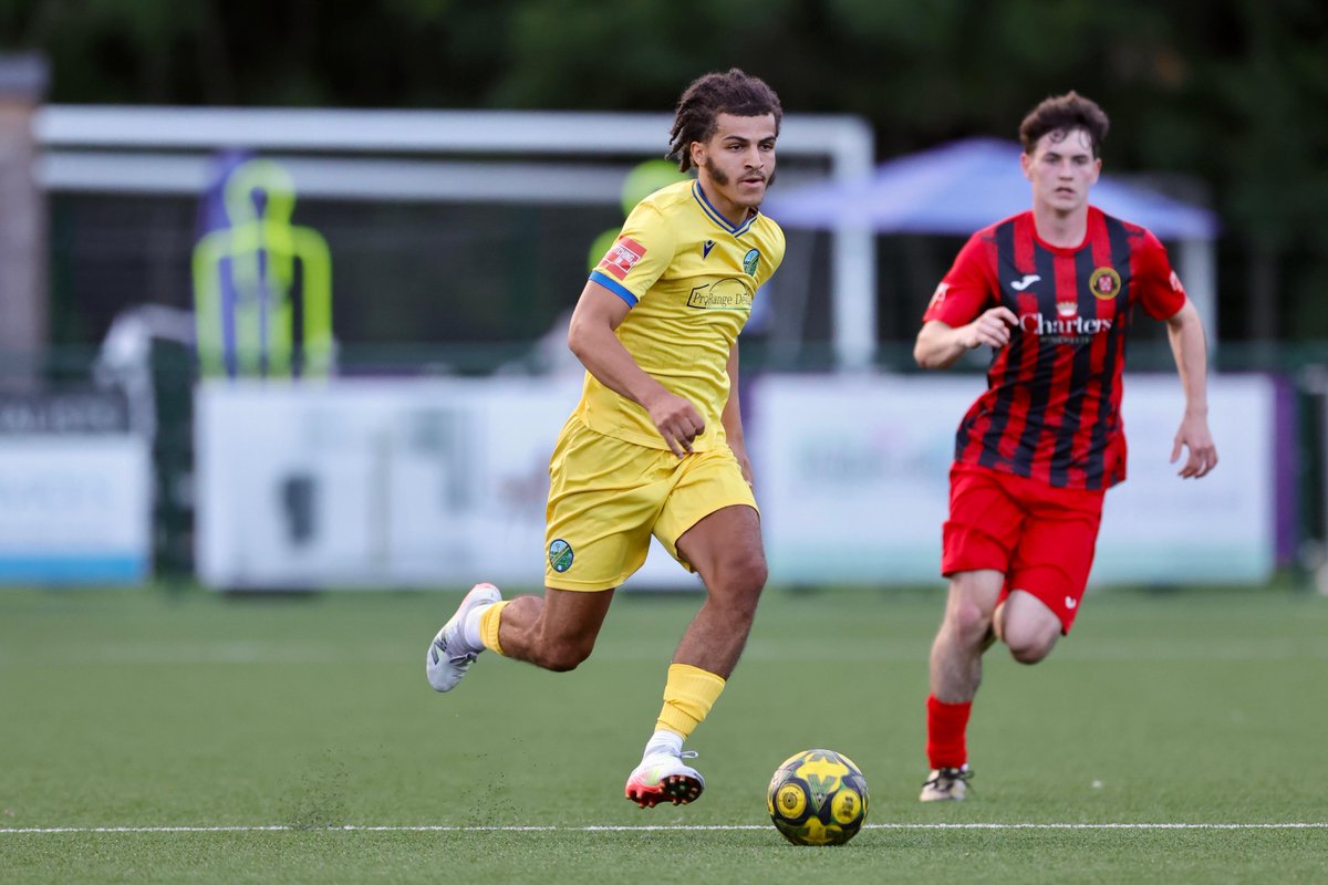 AscotUnitedFC's tweet image. Another great run out against @wincityfc last night!
More progress as we get closer to the season opener.
Thank you to @wincityfc for coming down last night 🤝
#WeAreAscot #UpTheYellas💛💙
