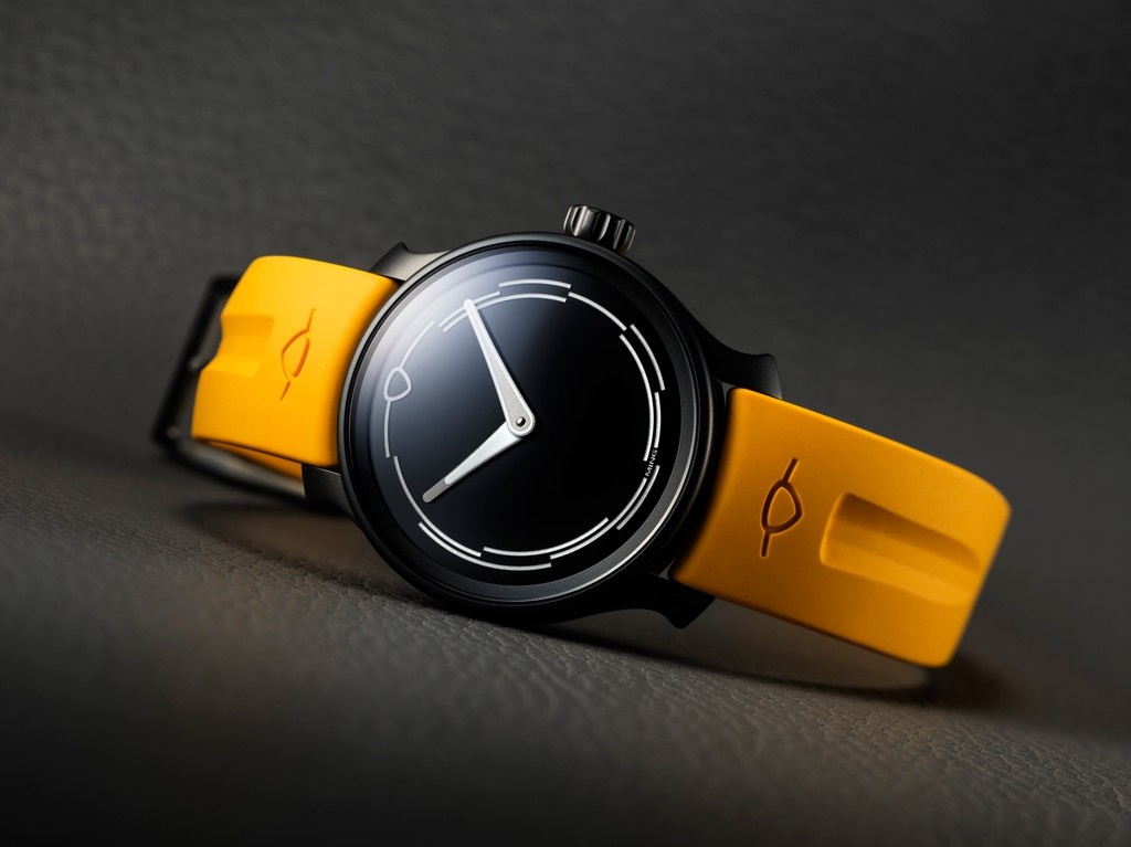 🖤🩶🧡💛 MING 37.02 Monolith - stealthy shades of gray &amp; orange 💛🧡🩶🖤

A stealthy, DLC-coated, mixed matte and brushed finished edition of the Minimalist. Available at Ace Jewelers for EUR 4.500 incl. VAT. Discover more on AceJewelers.com or in-store.

#HorologerMING