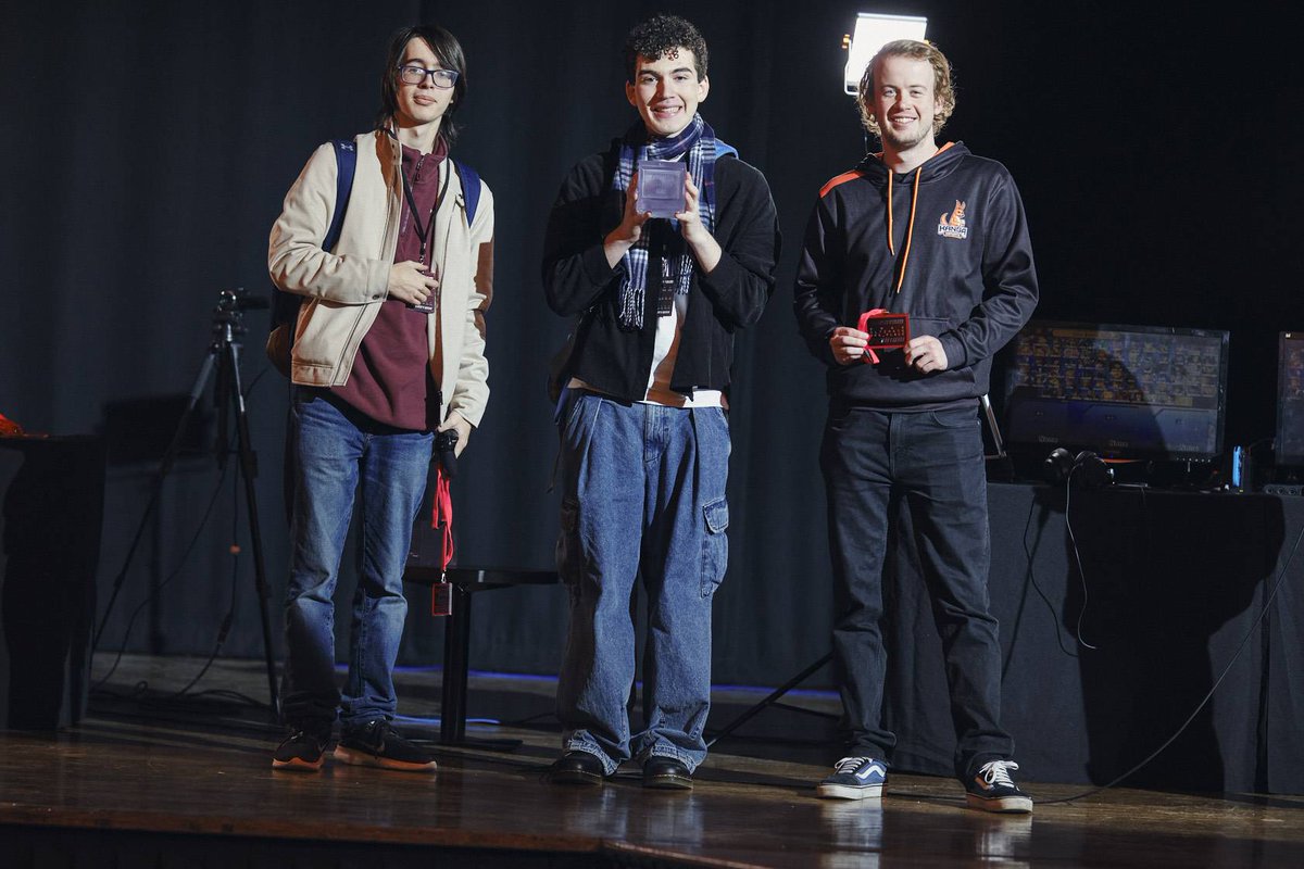 Phantom 2025 Top 8:
1) <a href="/WeHaveToBanZac/">Zac</a> (Middle)
2) <a href="/Unfezant_/">Unfezant</a> (Left)
3) <a href="/Jdizzle_203/">Kanga Jdizzle</a> (Right)
4) Scobo
5) <a href="/Beefoboi/">Beefy</a> 
5) <a href="/Shmuey/">Shmu</a> 
7) <a href="/DefectiveDagger/">SlimGaming | BartOfIron</a> 
7) <a href="/HarryBrogger/">Harry</a>