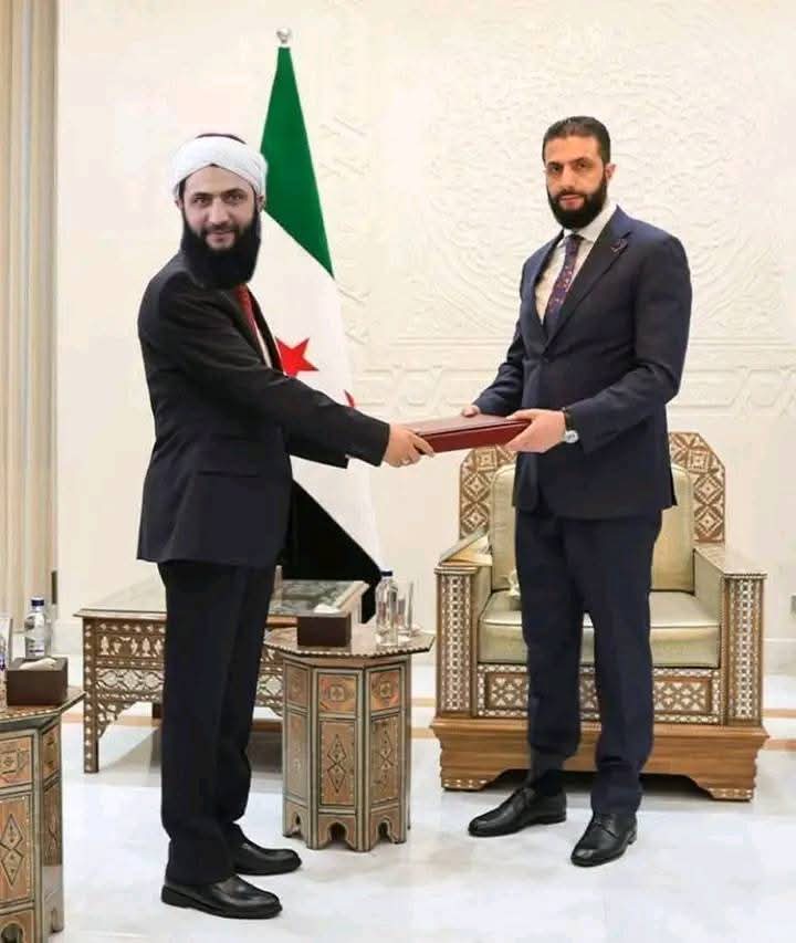 rassamsyria's tweet image. توثيق أسماء 10 أشخاص مشاركين في مجازر الساحل السوري و التي حصلت بتاريخ 7-3-2025 و أدت إلى مقتل الآلاف من العلويين الأبرياء من نساء و أطفال و شيوخ و شباب عزًّل
بينما يتجاهل الإعلام و المنظمات هذه الحقائق، يبقى هؤلاء احرار بعد مشاركتهم في واحدة من أقسى المجازر في التاريخ الحديث ..