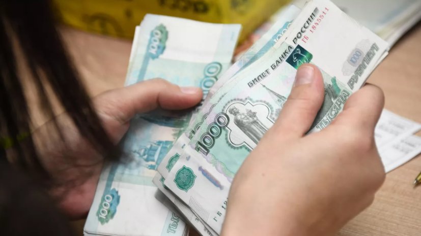 KakkaToveri's tweet image. Venäjä nostaa minimipalkan 50 000 ruplaan 1.1.2026 alkaen. Aloitteen teki puolueen "Oikeudenmukainen Venäjä – Totuuden puolesta" johtaja Sergei Mironov. Aiemmin Venäjän puolustusministeriö ehdotti sotilaiden palkkojen korotusta 7,6 prosentilla
Äiti Venäjä pitää huolen omistaan🇷🇺