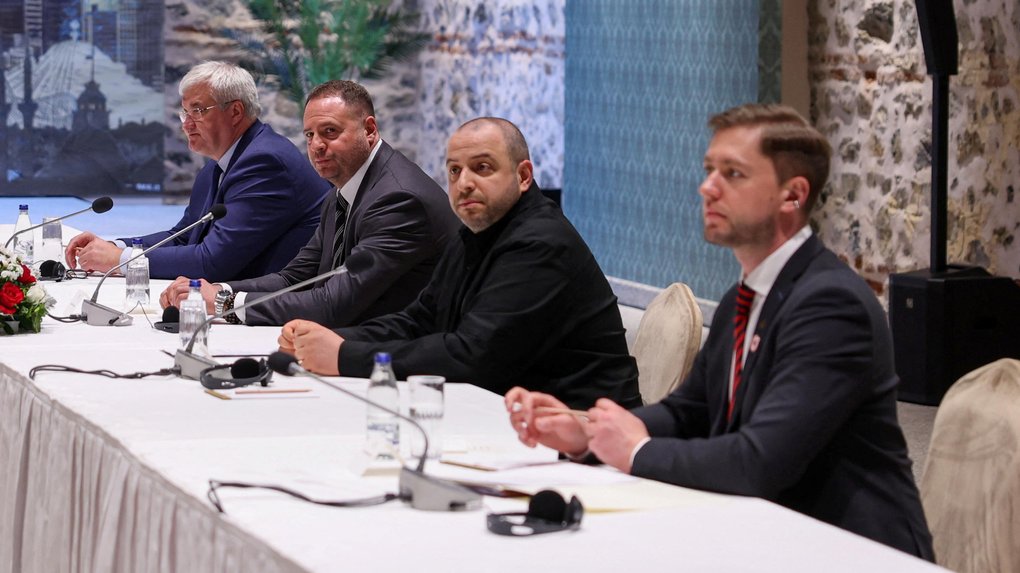 HromadskeRadio's tweet image. ⚡️ Володимир Зеленський підписав розпорядження про створення делегації для участі в переговорному процесі щодо досягнення справедливого і сталого миру.
Зустріч запланована на 23 липня в Стамбулі (Туреччина) за участю міжнародних партнерів України та представників Російської…