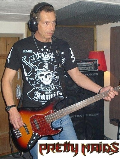 Happy Birthday Allan Delong

July 23, 1961

Which is your favorite Allan Delong track?

jrocksmetalzone.com

#happybirthday #allandelong #delong #prettymaids