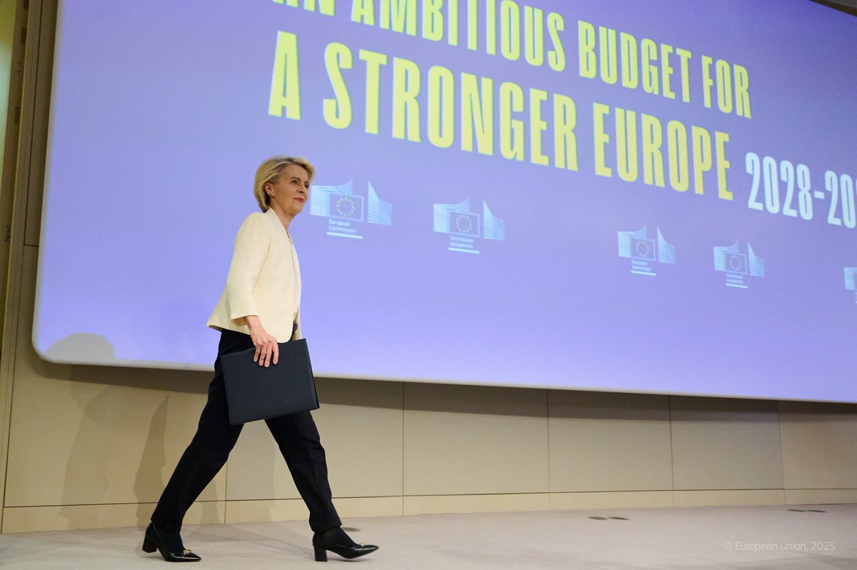 (1/3) The <a href="/EU_Commission/">European Commission</a> has proposed to double the funding for Horizon Europe to €175B in the next long-term budget (2028-2034): europa.eu/!F68v7J

This signals the programme’s role as a key pillar of Europe’s innovation – because good solutions start with solid science.