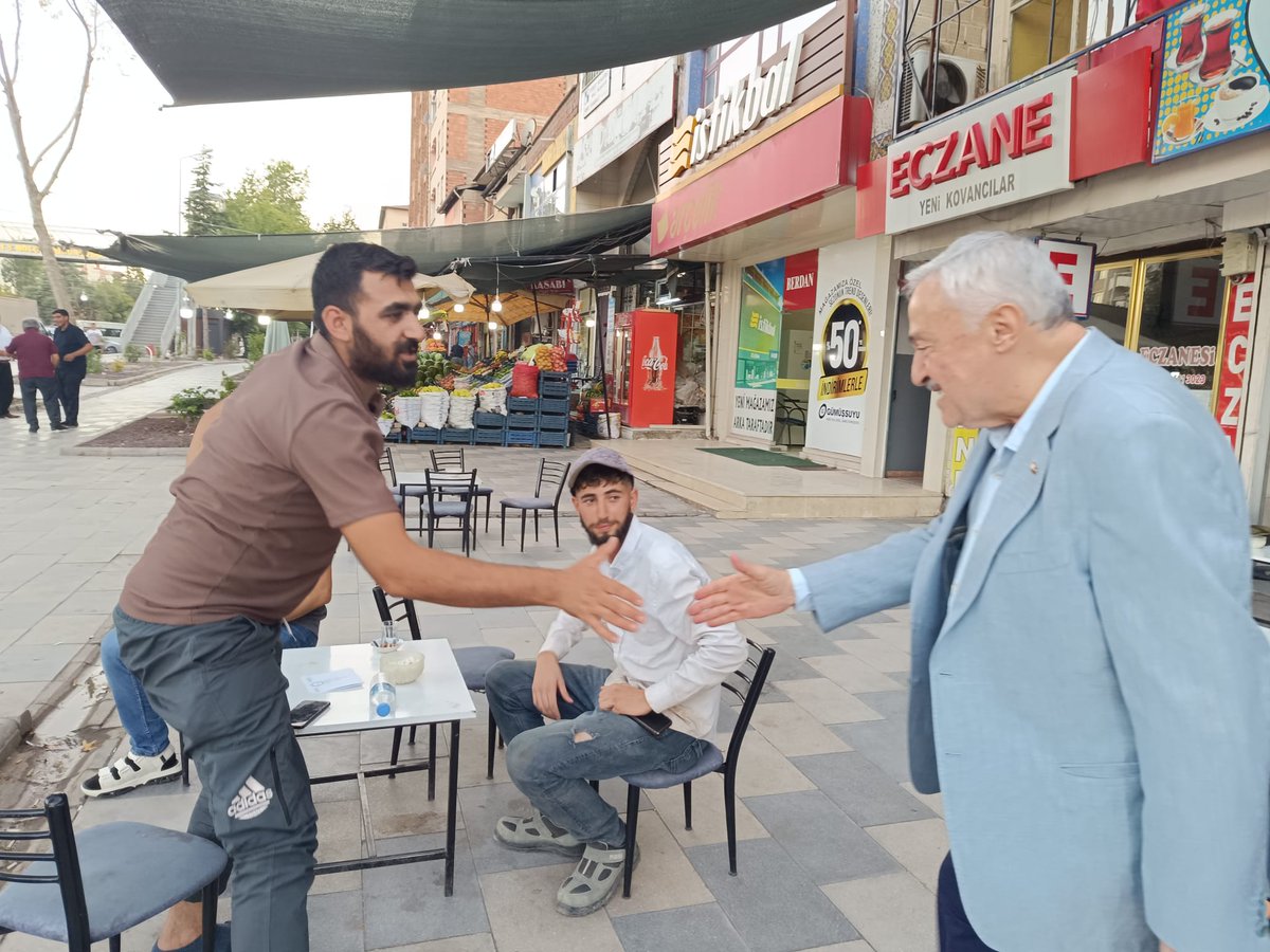 Zülfü DEMİRBAĞ (@zulfudemirbag23) on Twitter photo Kovancılar İlçemizdeyiz
Fatih Çimen kardeşimiz ve hemşehrilerimiz ile bir araya geldik.
<a href="/RTErdogan/">Recep Tayyip Erdoğan</a>
<a href="/abuyukgumus/">Ahmet Büyükgümüş</a>
<a href="/Akparti/">AK Parti</a> Kovancılar İlçemizdeyiz
Fatih Çimen kardeşimiz ve hemşehrilerimiz ile bir araya geldik.
<a href="/RTErdogan/">Recep Tayyip Erdoğan</a>
<a href="/abuyukgumus/">Ahmet Büyükgümüş</a>
<a href="/Akparti/">AK Parti</a>