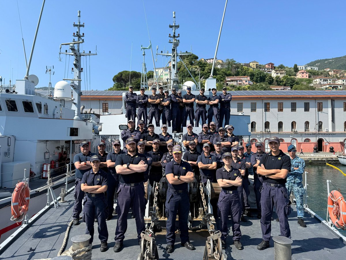 ItalianNavy's tweet image. #NaveCrotone consegue la certificazione MAREVAL, lo standard #NATO che attesta la prontezza operativa delle Unità Navali che partecipano alle operazioni sotto l’egida dell’Alleanza Atlantica.
Il cacciamine, nelle acque del golfo della Spezia, ha svolto esercitazioni semplici e…