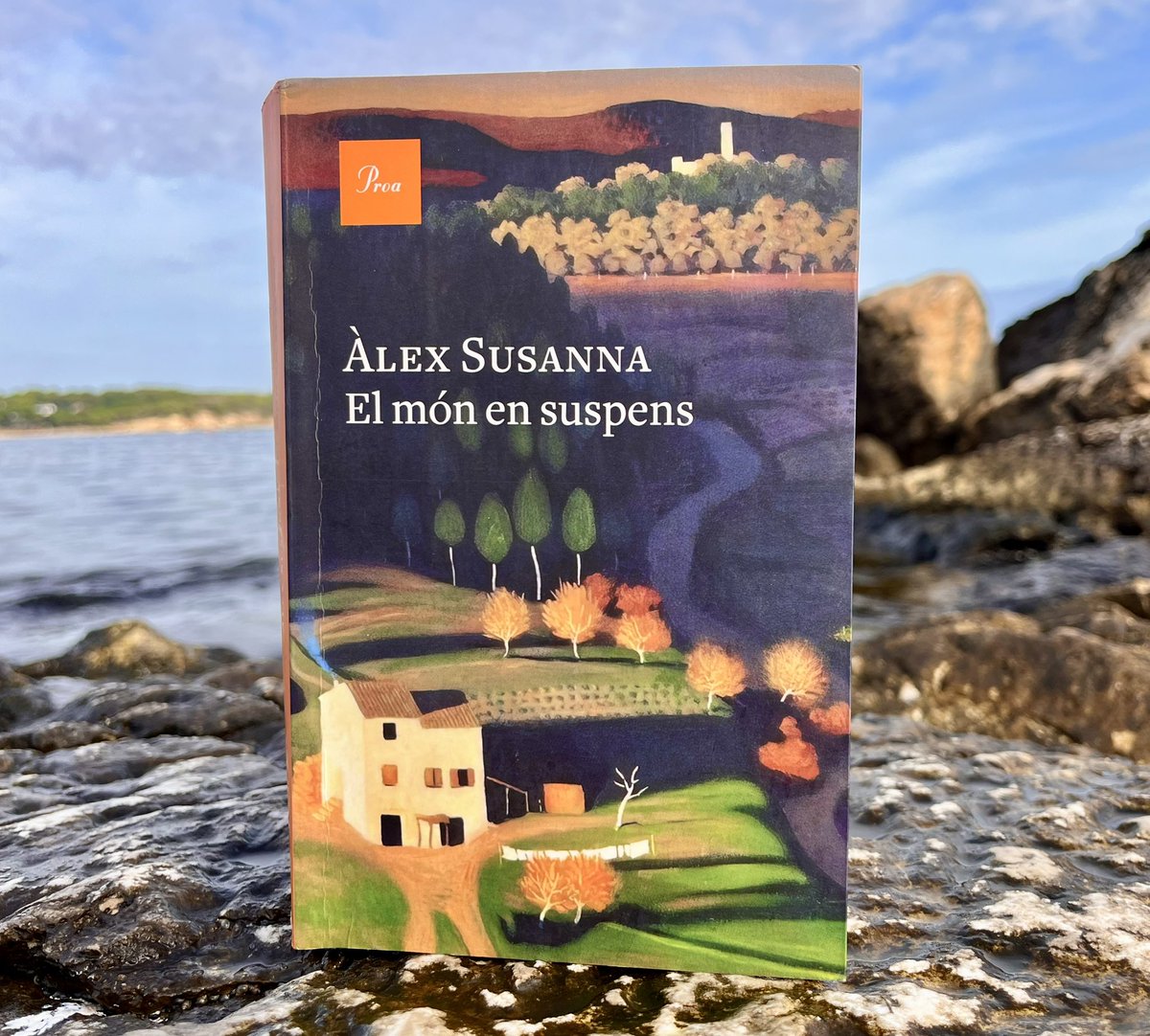 Llibreria Vitel·la (@llibreriavitela) on Twitter photo Aquest diumenge farà un any de la mort d’Àlex Susanna, escriptor, gestor cultural i gran editor.
Això és el que pensava i va deixar escrit de <a href="/blancapujals/">Blanca Pujals</a>, amb qui navegarem aquest divendres 25/7, a “El món en suspens” ❤️📚🌊
#PetitsPlaers <a href="/Viena_Edicions/">Viena Edicions</a> <a href="/Ed_proa/">Edicions Proa</a> Aquest diumenge farà un any de la mort d’Àlex Susanna, escriptor, gestor cultural i gran editor.
Això és el que pensava i va deixar escrit de <a href="/blancapujals/">Blanca Pujals</a>, amb qui navegarem aquest divendres 25/7, a “El món en suspens” ❤️📚🌊
#PetitsPlaers <a href="/Viena_Edicions/">Viena Edicions</a> <a href="/Ed_proa/">Edicions Proa</a>