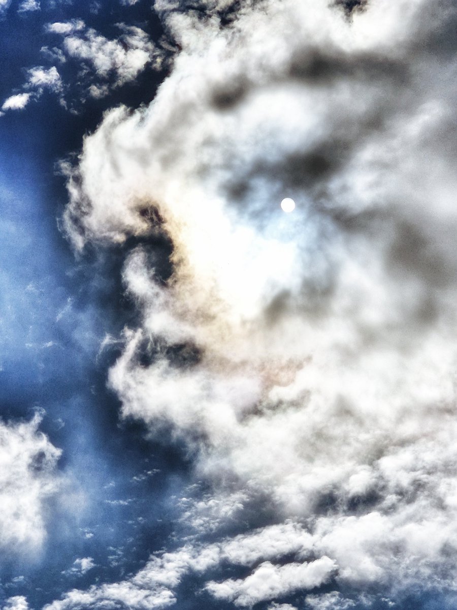 LucyTho55134197's tweet image. #WeekDforDrivetime
#AlphabetChallenge Cloudbusting 🎶 🎵 Kate Bush