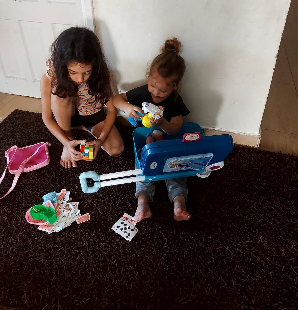 Hanymostaf2408's tweet image. Hunger is growing stronger every day for our children 🍽️
Prices are skyrocketing 💰📈
We can no longer afford food 🥺
We’re living a tragic reality — please don’t leave us alone 💔🙏
gofund.me/d3ea697e