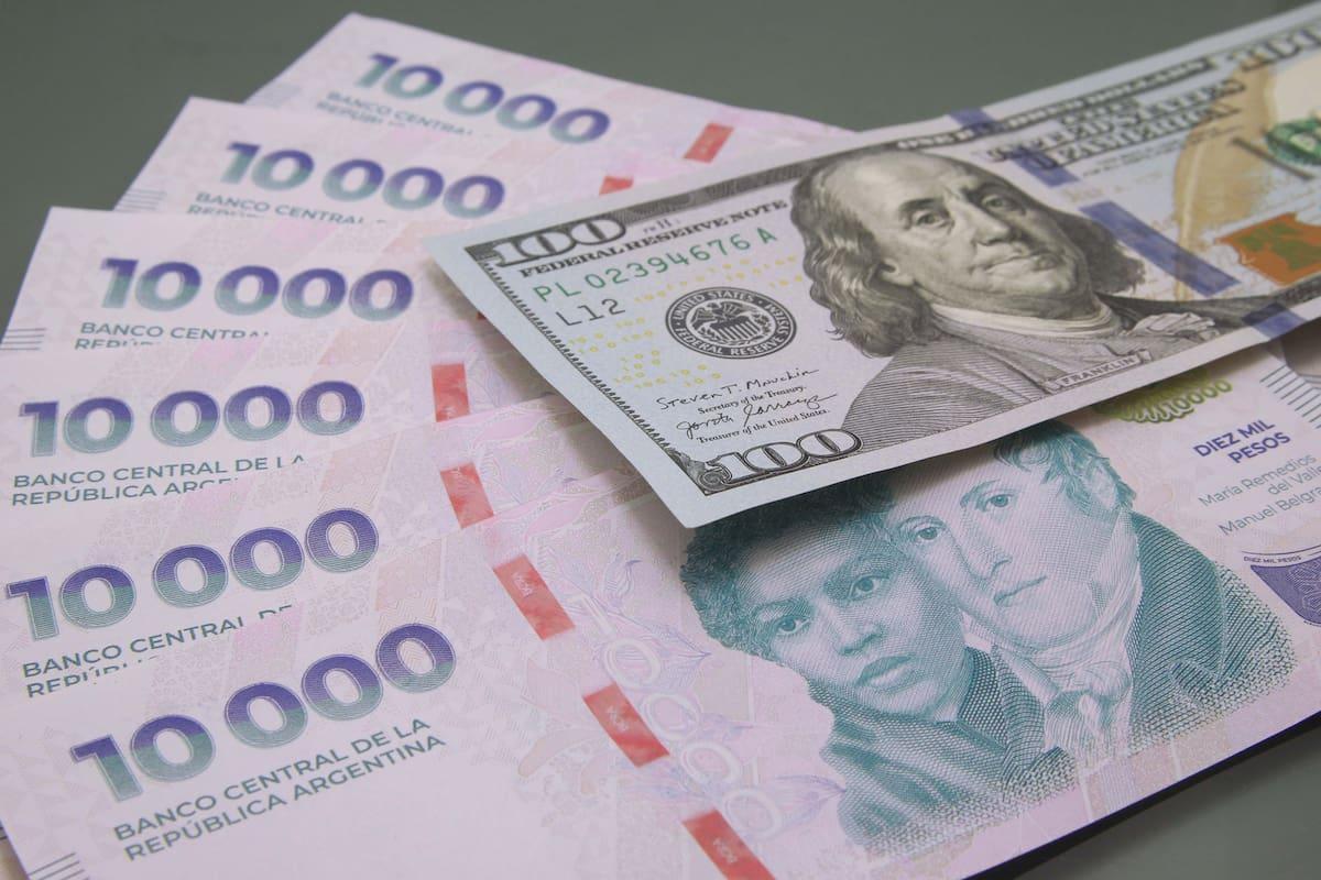 LANACION's tweet image. La “súper tasa” para frenar la suba del dólar habría tocado su techo lanacion.com.ar/economia/la-su…