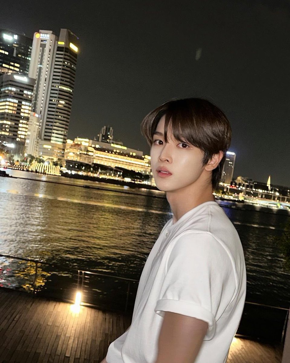 user_name180's tweet image. night date 🌌🌃