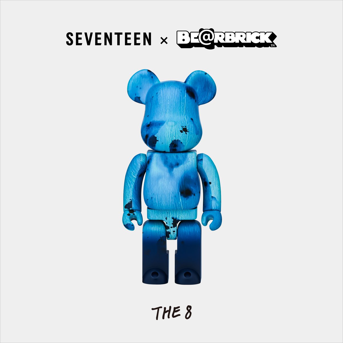 pledis_17jp's tweet image. SEVENTEEN×BE@RBRICK
THE 8’s BE@RBRICK📝
本人が描いた絵を全面にプリントしたデザイン
足元に入ったサイン(印刷)がポイント!
#SEVENTEEN
#SEVENTEENxBEARBRICK