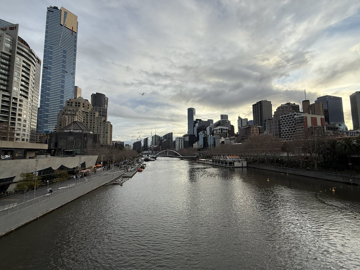 YTimesMotoring's tweet image. Good evening Melbourne.

#Melbourne