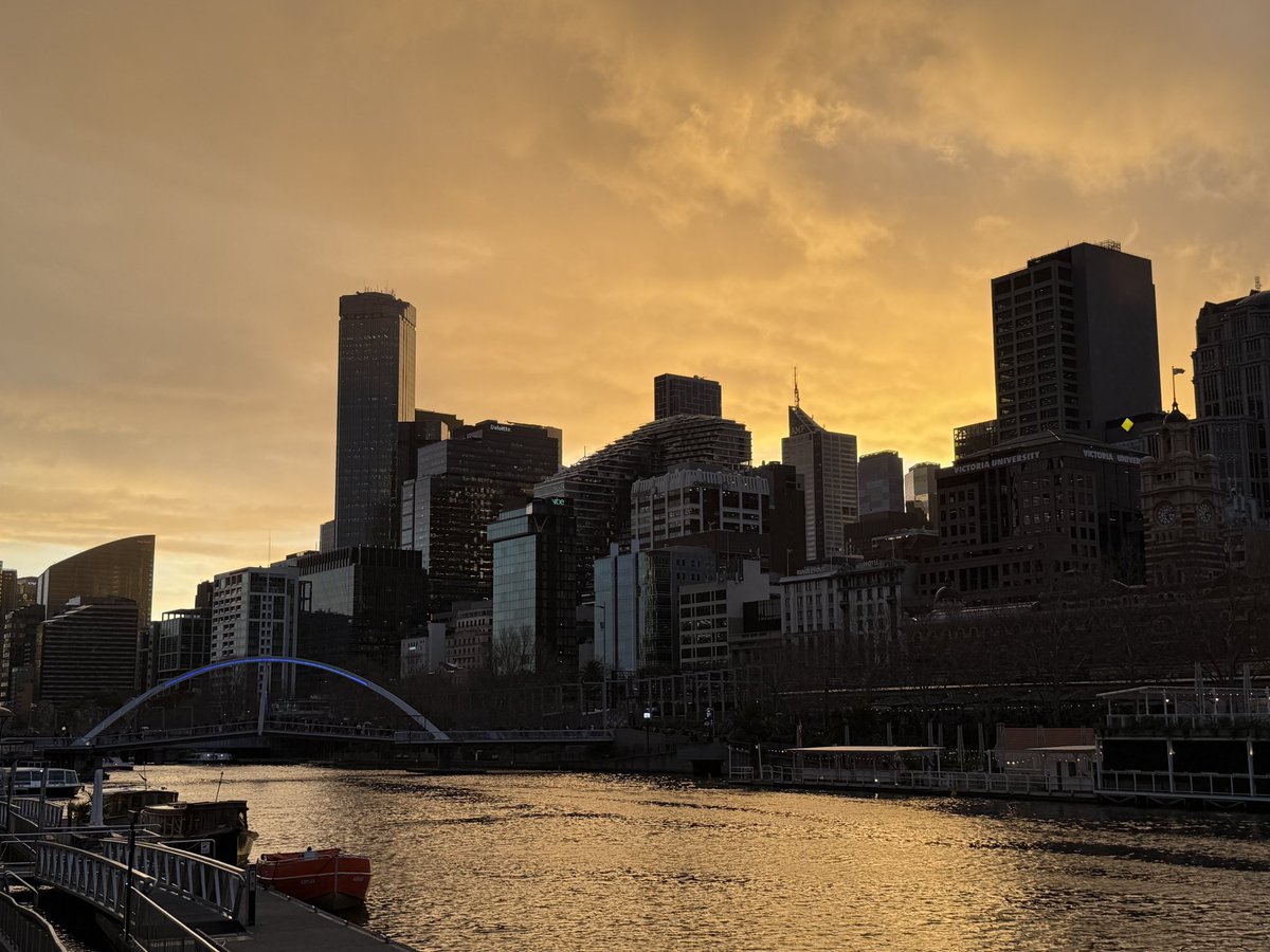 YTimesMotoring's tweet image. Good evening Melbourne.

#Melbourne