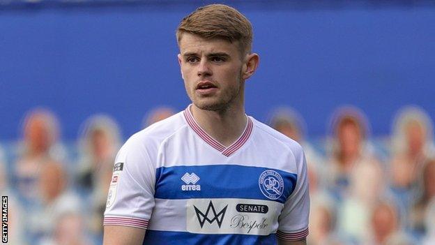 Wearethehatters's tweet image. Luton Town have put in an offer for Q.P.R. striker Charlie Kelman.
Kelman, 23, scored 27 goals in all competitions for the O’s on loan last season under the guidance of Richie Wellens, 21 of which came in the league.
#WATH #COYH
👉 is.gd/wCfXci