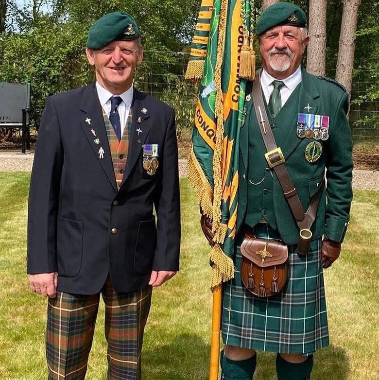 MinistryTartan's tweet image. 🇬🇧 Cracking Courageous Commandos!🫡 Looking very smart in their waistcoat, kilt, and trews from our unique range. Loved & worn by our UK brave & all who supports them!👏🏻👏🏻👏🏻
🧵”History & bravery woven into everything!”
❤️ Celebrate our UK brave with us: theministryoftartan.co.uk