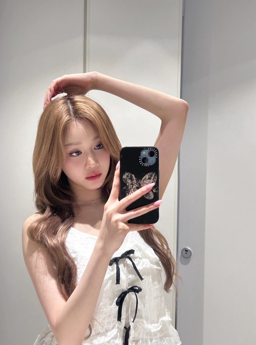 pharitapics's tweet image. PHARITA weverse update