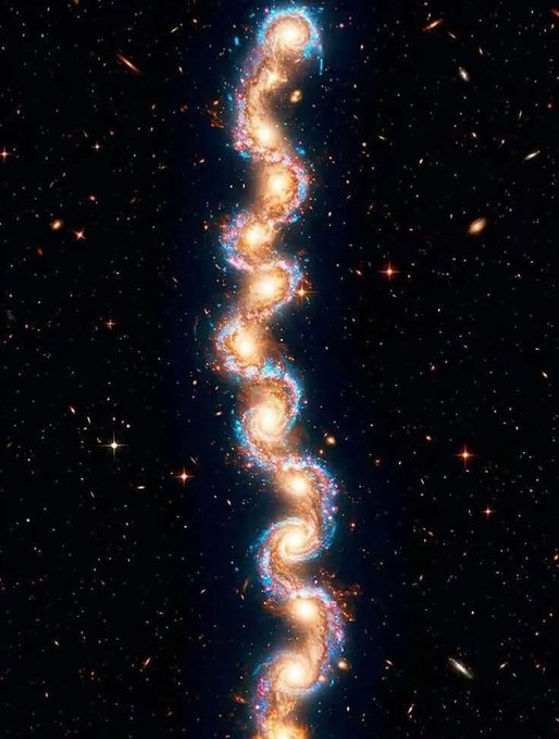 ShiningScience's tweet image. BREAKING 🚨: The James Webb Space Telescope spotted a chain of 20 galaxies, dubbed the Cosmic Vine, which stretches 13 million light-years across and dates back to just 3 billion years after the Big Bang, challenging models of early galaxy clustering.