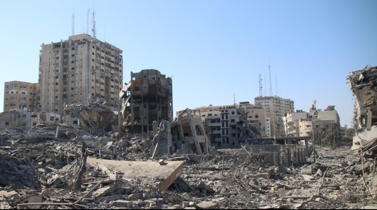 AlternatNews's tweet image. Call to end Gaza war is ‘wrong and dangerous’ – Israeli official
A joint statement by 28 nations urging a ceasefire undermines talks with Hamas, PM adviser Gendelman has claimed.
Population death by starvation is different from population death by gas. The first is defensive.